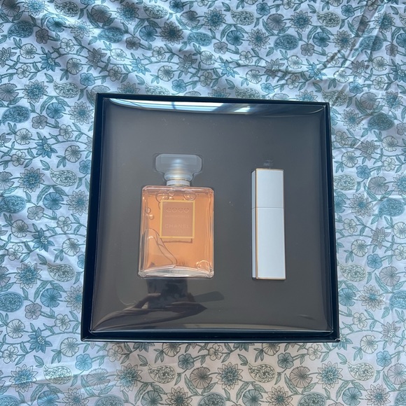 CHANEL Makeup New Chanel Coco Mademoiselle Perfume Gift Set Poshmark